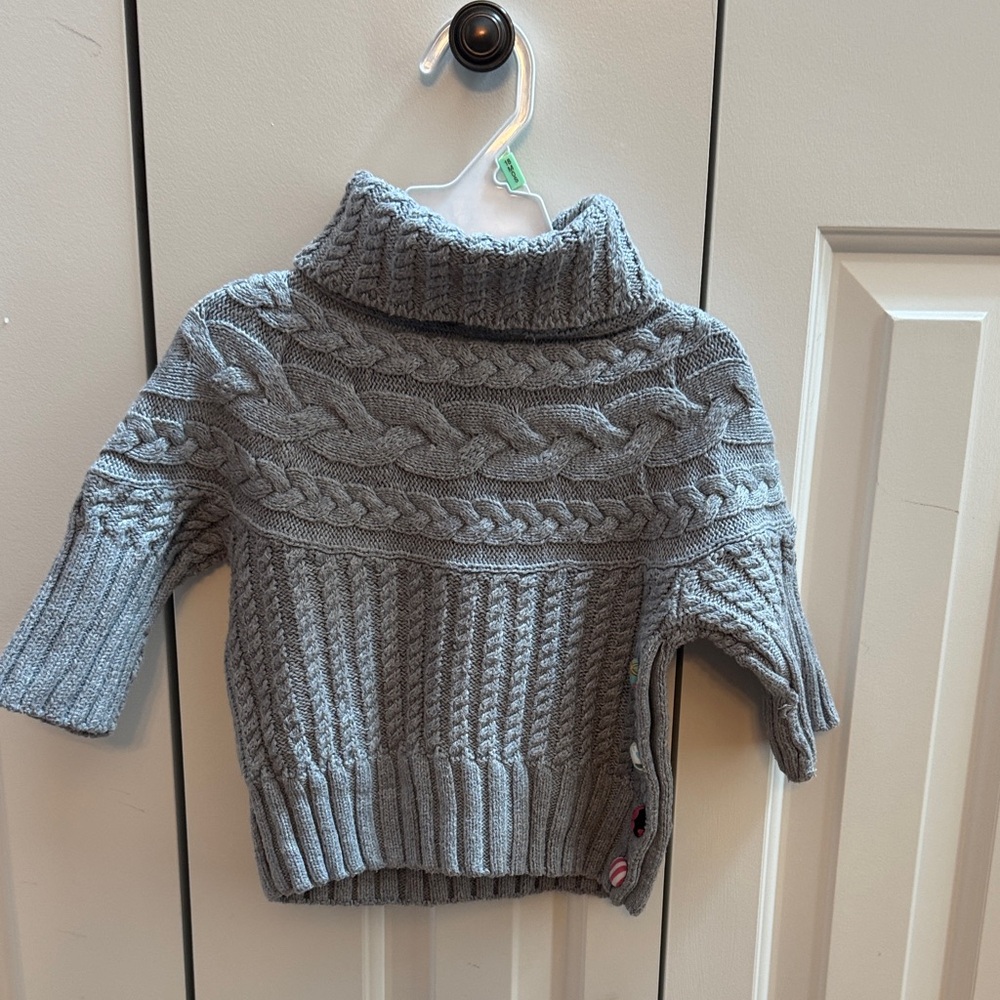 Matilda Jane Soft Gray Knit Sweater Like New